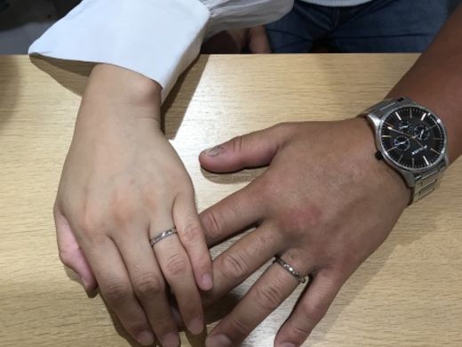 素敵な指輪を一緒に選んでくださいました