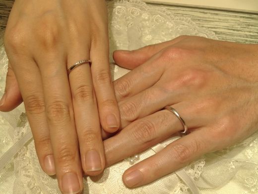 細身のリングがきれい