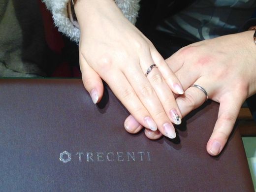 ひとめぼれしたので実物を見に来ました。