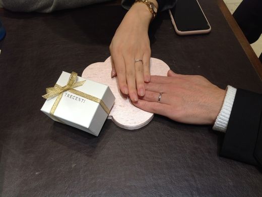 楽しく指輪を決めることができました。