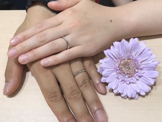 後悔しないデザインの指輪に決めることができました