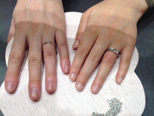 エンゲージリングと重ね付け