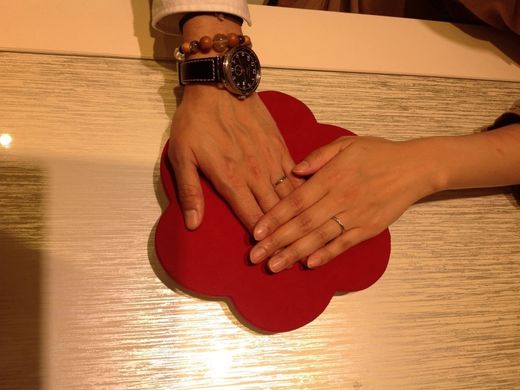 一緒にすてきな指輪を探して下さってありがとうございました。