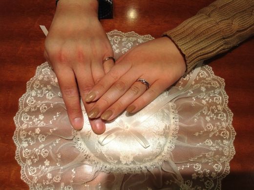 親身に指輪選びを手伝って下さり、ありがとうございます