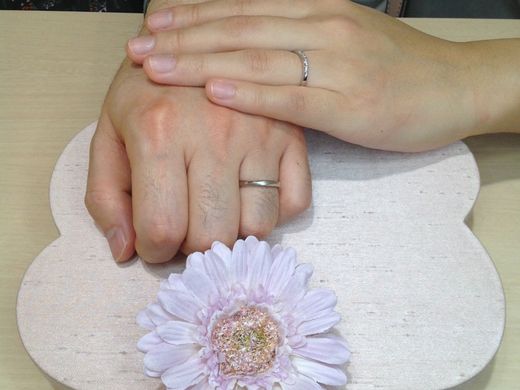 希望にあった指輪を、ひとつひとつ丁寧にご説明の上、 ご提案頂けました