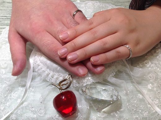 双子ダイヤモンドが素敵なエタニティ