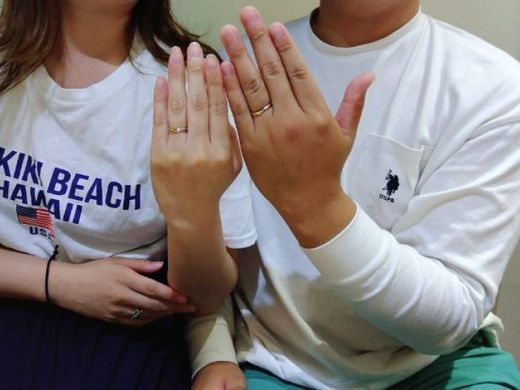 ゴールドとプラチナのデザイン！