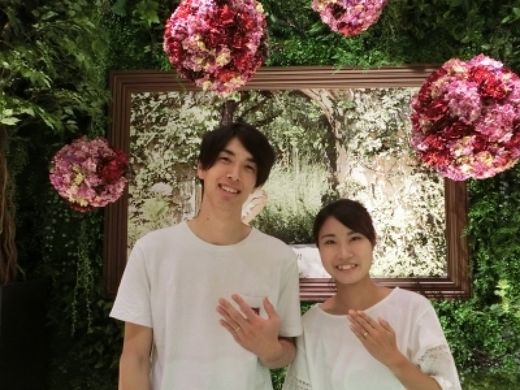 指輪がとてもきれいでよかったです。