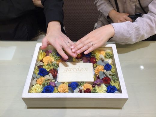 高槻市よりご来店いただきIDEALPlusfortの結婚指輪をご成約頂きました