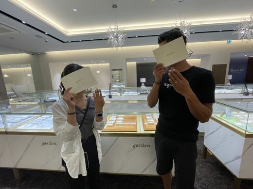 滋賀県 ハワイアンジュエリーで鍛造ブランドマイレの結婚指輪をご成約頂きました