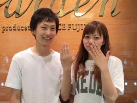 綺麗な店内で指輪の種類も沢山あって、スタッフさんも丁寧でよかったです!