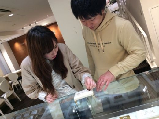 気に入った婚約指輪があってよかったです！