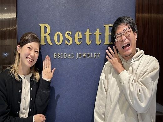 京都市伏見区｜デザインと素材にこだわってロゼットの結婚指輪をご成約頂きました