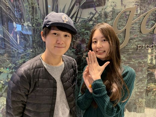 兵庫県尼崎市　AMOURAMULETの婚約指輪をご成約頂きました