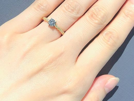 一目惚れで選んだ婚約指輪