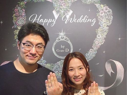 上品なV字リングで美指効果＆重ね着けも楽しめる♪