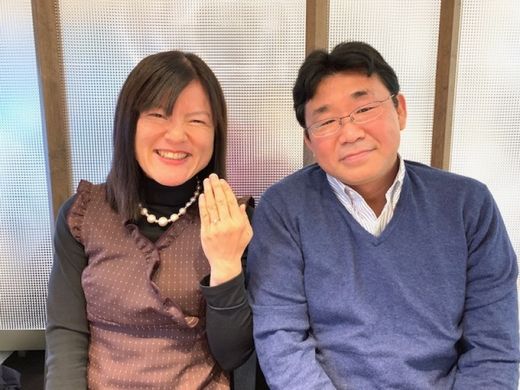 シンプルデザインのLUCIEのエンゲージNobleをお持ちいただきました