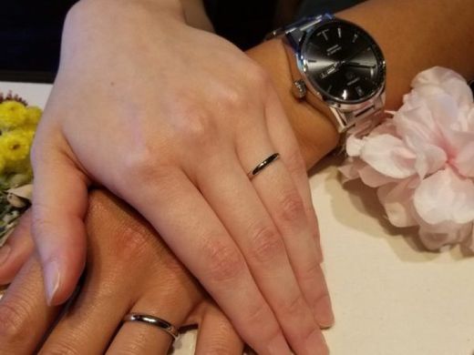 BRIDGE”一輪の薔薇”エンゲージリングと”幸せのかたち”マリッジリング