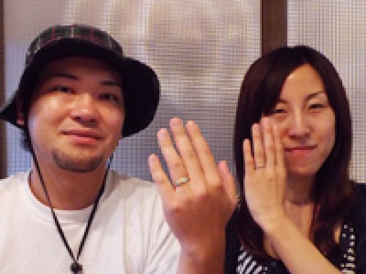 杢目金屋のマリッジリング。