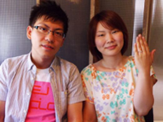 エンゲージリングのキラキラ感がとってもお気に入り