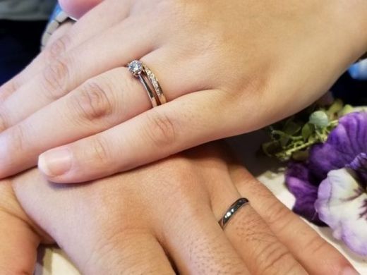 Instagramで一目見てから婚約指輪はLAPAGE（ラパージュ）天使のハープに決めていました！