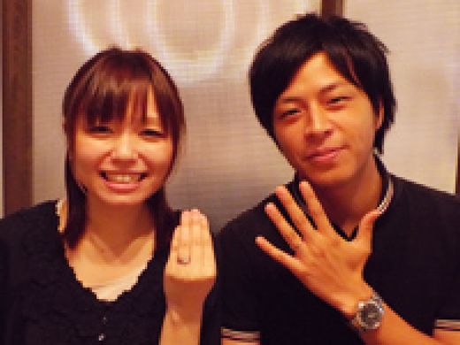 BROOCHエンゲージリングとMariageのマリッジリング