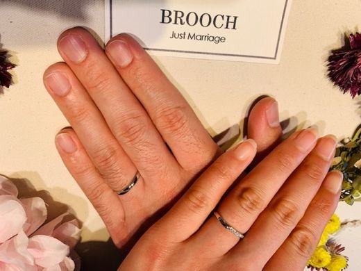 シンプルすぎないダイヤモンドの輝き方が気に入ってNIWAKA俄のせせらぎに決めました