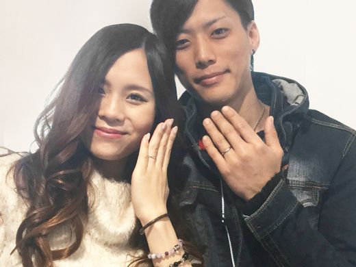 シンプルでスタイリッシュなマリッジリング