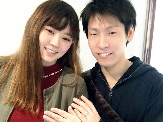 シンプルで美しいマリッジリング