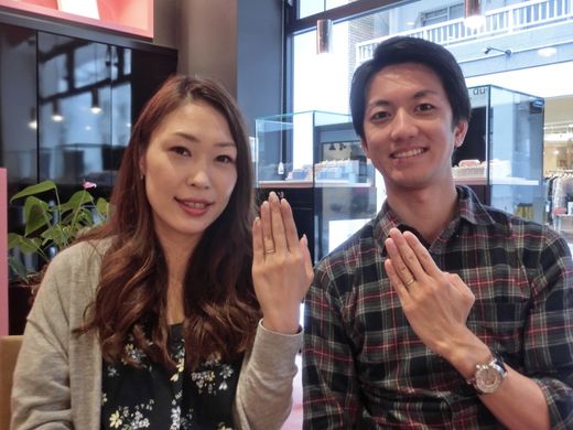 イエローゴールドのオシャレな結婚指輪✩