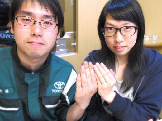 ピンクダイヤにこだわった結婚指輪