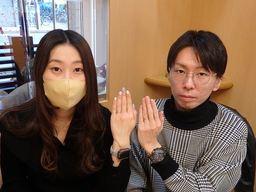 思ったよりギラギラしてない結婚指輪！