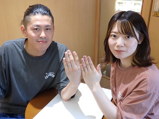 しっかりとした幅でストレートよりとは違う、指輪をオーダー！