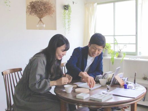 笑顔あふれる時間の中で誕生した結婚指輪