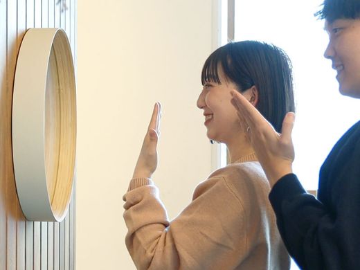 思い出の花束を結婚指輪の内側に