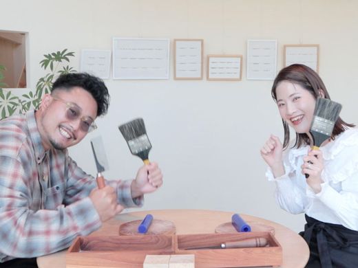 笑顔あふれる空間の中で作られた結婚指輪