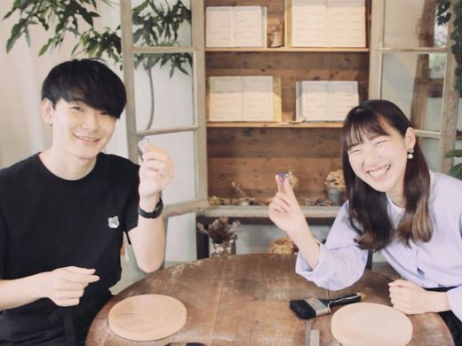 楽しく温かい指輪作りのひとときに