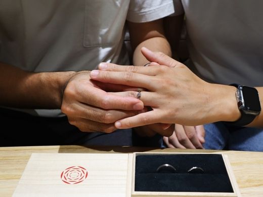 和装の結婚式を考えていて