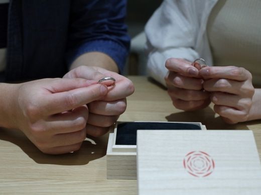 日本らしい指輪を