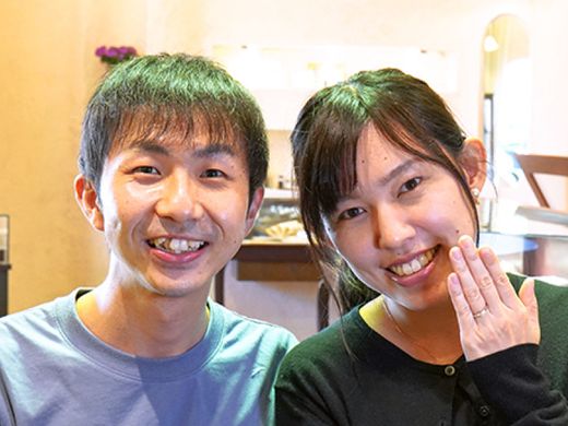 ダイヤの輝きがとってもキレイでこれから毎日指輪をつけられるのが嬉しいです。