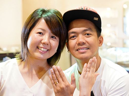 両親の眠っていた結婚指輪を溶かし、作っていただきました。