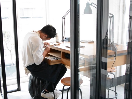 手書きで書いた内側の刻印がやっぱり印象に残ってます。