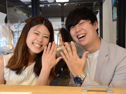 指輪の内側にリースを入れた所がお気に入りのポイントです