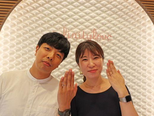 お互いに気に入ったデザインの指輪が選べ素材を変えることが出来たのが良かったです！