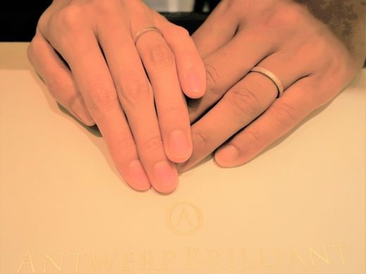  イエローゴールドでアンティークなデザインにこだわりました