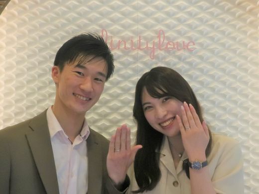私たちらしいオシャレでかわいい結婚指輪を選びました♪
