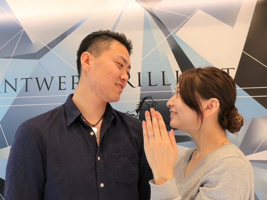 マーキースカットのダイヤモンドに惹かれました