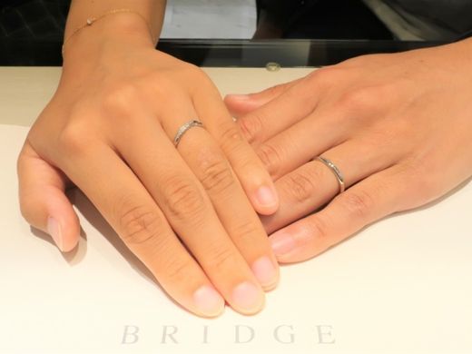 オシャレ＆シンプルなデザインのニーズに応えてもらい、素敵な結婚指輪になりました！