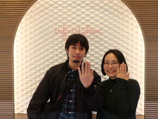 こだわりのホワイトゴールドのシンプルマリッジリング♪