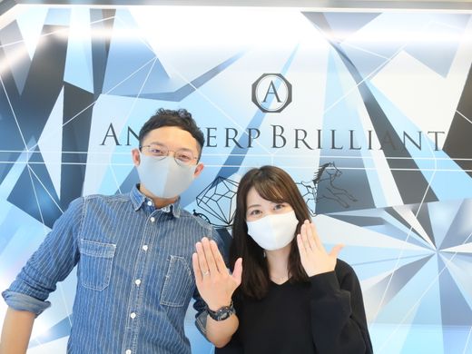 自分たちの好みに合わせた結婚指輪を選びました！